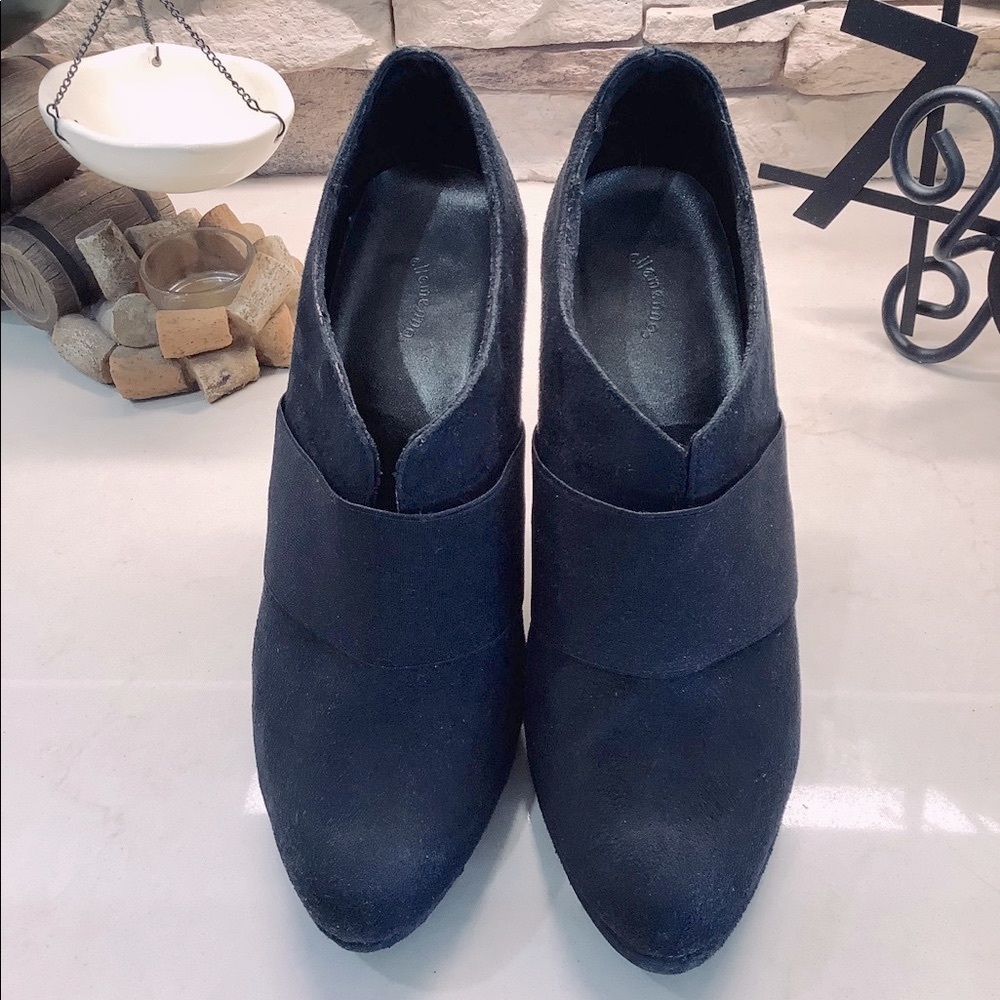 Suede Heeled Booties - Picture 2 of 11